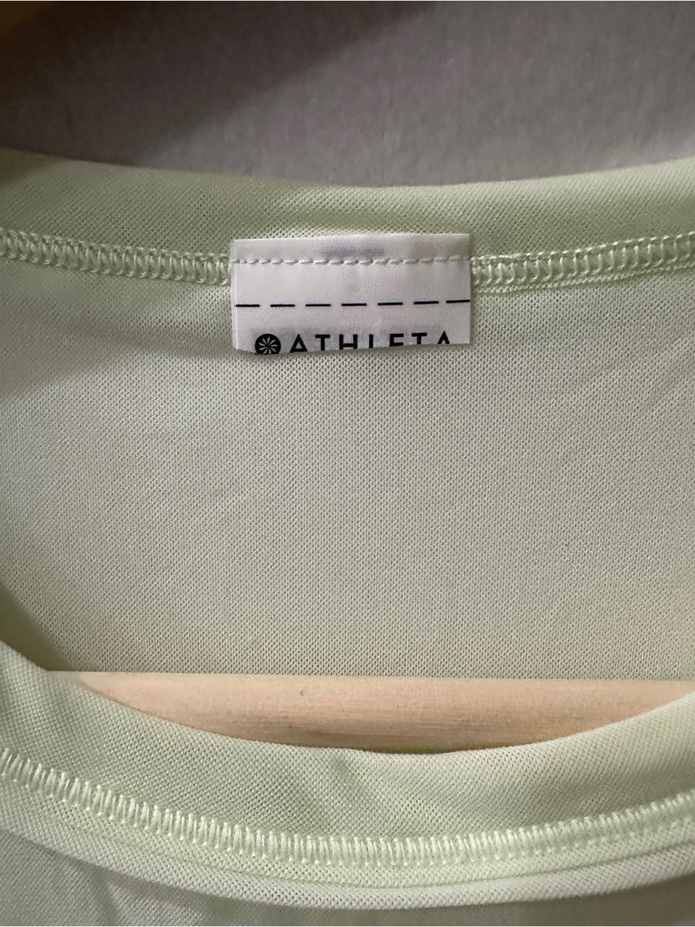 Athleta Sheer Mesh Top Honeydew Medium - Picture 6 of 6